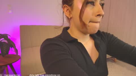 Mara Santoro online show from 11.05.25