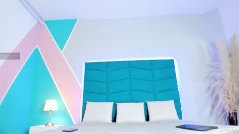 mara_winters_ online show from 11.11.25