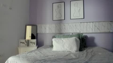 Mrs. Sweet online show from 09.27.25