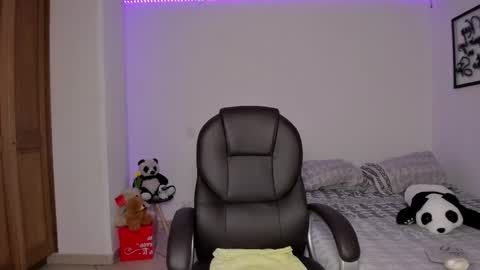 Mara online show from 10.19.25