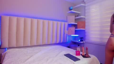 Snapshot of maraia_ford chatting on 09.28.25 Mara online show from 09.28.25