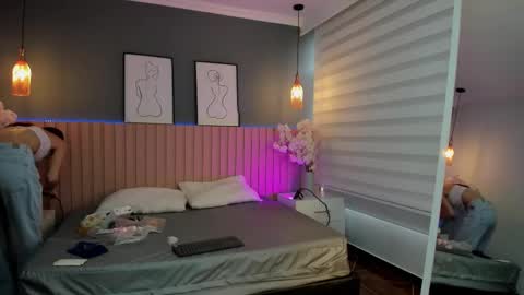 Snapshot of maraia_ford chatting on 11.09.25 Mara online show from 11.09.25