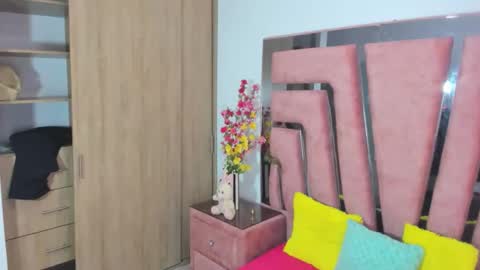 Snapshot of marakarly chatting on 10.01.25 Marakarly online show from 10.01.25