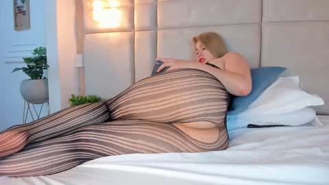 Mara Torres online show from 01.13.25