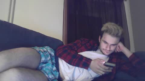 Snapshot of marbay2001 chatting on 01.04.25 marbay2001 online show from 01.04.25