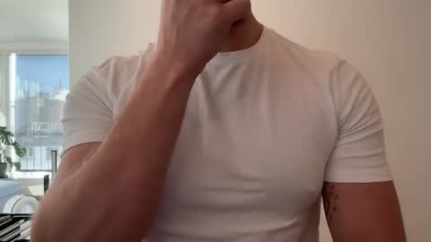 Snapshot of marcb212 chatting on 03.03.25 marcb212 online show from 03.03.25