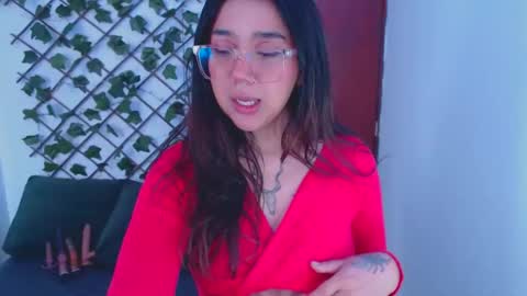 Snapshot of marce_bunny chatting on 11.15.25 Marcela online show from 11.15.25