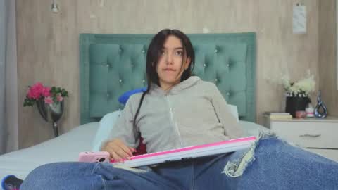 Marcela online show from 09.20.25
