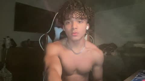 Snapshot of marcellorey chatting on 07.12.26 poyzennus online show from 07.12.26