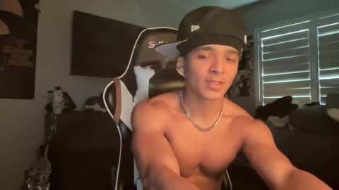 Snapshot of marcellorey chatting on 07.22.26 poyzennus online show from 07.22.26