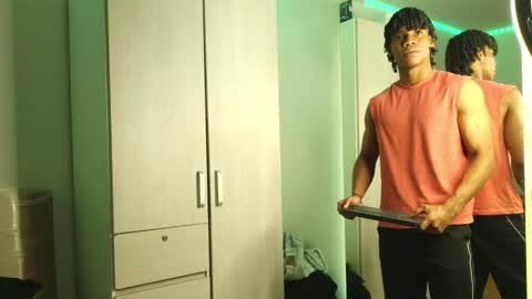 Snapshot of marcelo_dosantos77 chatting on 01.06.26 MARCELO online show from 01.06.26