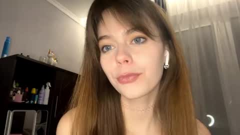 Alisa online show from 09.16.25