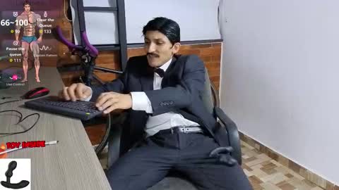 Marck  Independent model  online show from 11.01.25