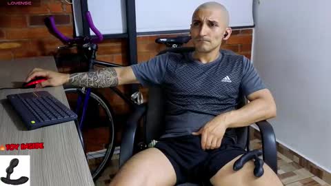 Marck  Independent model  online show from 11.14.25