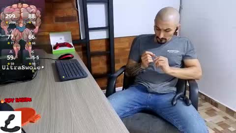 Marck  Independent model  online show from 12.16.25