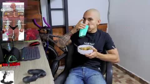 Marck  Independent model  online show from 04.17.26