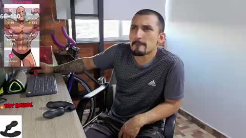 Snapshot of marckmuscle chatting on 06.23.26 Marck Independent model online show from 06.23.26