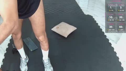 Snapshot of marco_athlete chatting on 10.14.25 silas online show from 10.14.25