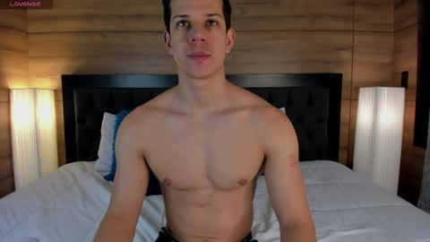 Snapshot of marcosullivan_ chatting on 10.12.25 Marco Sullivan online show from 10.12.25