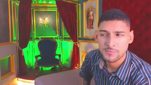 Snapshot of marcovitto chatting on 10.23.25 marcovitto online show from 10.23.25