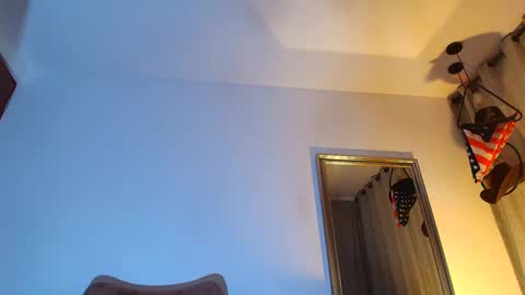 Snapshot of marcus_fire chatting on 10.02.25 marcus_fire online show from 10.02.25