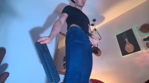 Snapshot of marcus_fire chatting on 10.17.25 marcus_fire online show from 10.17.25