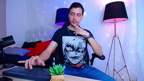 Marcus Hanks online show from 12.18.25