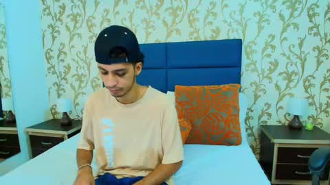 Snapshot of marcus_jeron chatting on 10.28.25 marcus_jeron online show from 10.28.25