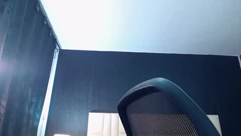 Snapshot of marcus_lafourt chatting on 12.18.24 marcus_lafourt online show from 12.18.24