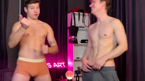 Snapshot of marcus_paradise chatting on 10.04.25 marcus_paradise online show from 10.04.25