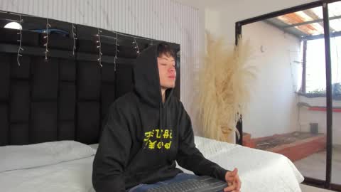 Snapshot of marcuscollins1_ chatting on 02.09.26 Marcus online show from 02.09.26