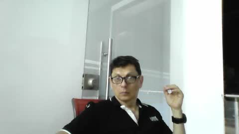 Snapshot of marcuskelvin chatting on 06.12.26 Marcus online show from 06.12.26