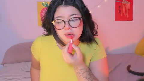 Snapshot of marcy_grey chatting on 09.30.25 danna online show from 09.30.25