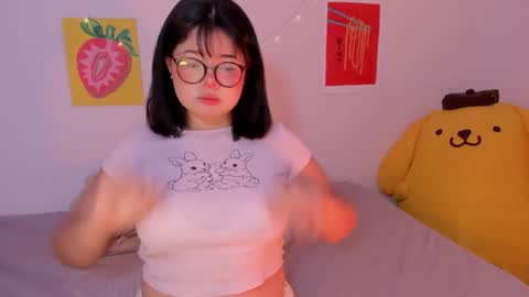 Snapshot of marcy_grey chatting on 10.10.25 danna online show from 10.10.25