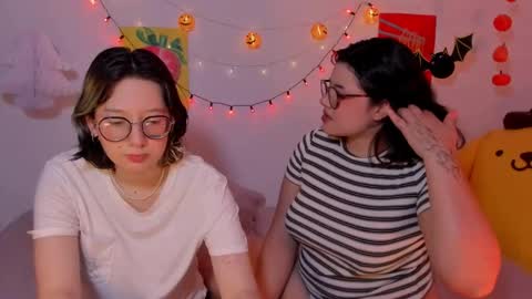 Snapshot of marcy_grey chatting on 10.22.25 danna online show from 10.22.25