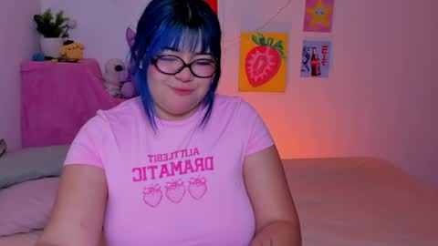Snapshot of marcy_grey chatting on 07.24.26 danna online show from 07.24.26