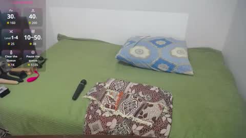 Snapshot of margaret_gem chatting on 10.29.25 margaret gem online show from 10.29.25