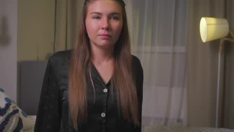 Hi my name is Kim  online show from 04.20.26