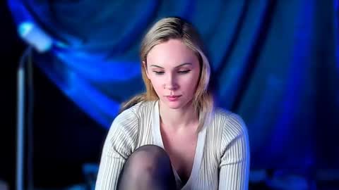 margaux_corsets6641000 online show from 12.26.24