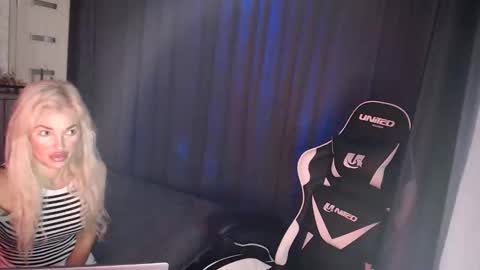 Snapshot of margoo_77 chatting on 09.22.25 Margoo online show from 09.22.25