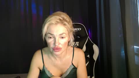 Snapshot of margoo_77 chatting on 10.27.25 Margoo online show from 10.27.25