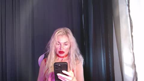 Snapshot of margoo_77 chatting on 10.30.25 Margoo online show from 10.30.25