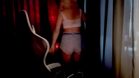 Snapshot of margoo_77 chatting on 11.10.25 Margoo online show from 11.10.25