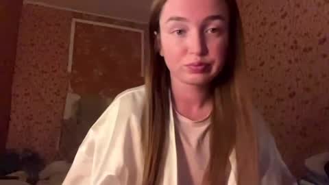 Snapshot of margopesavento chatting on 05.26.26 Chloe online show from 05.26.26