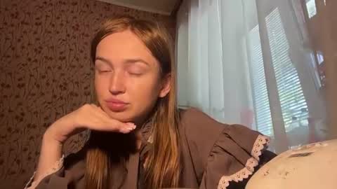 Snapshot of margopesavento chatting on 07.29.26 Chloe online show from 07.29.26