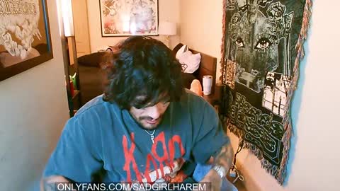 Mari online show from 01.16.25