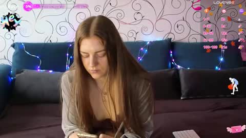 MARI online show from 09.30.25