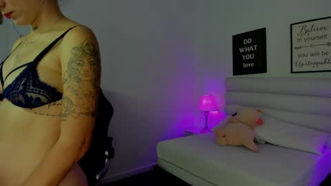 mari_salgado online show from 12.14.24