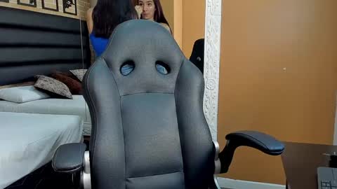 mari_salgado online show from 12.24.24