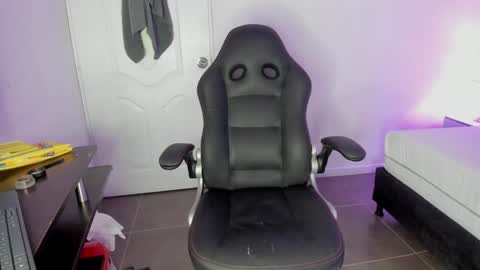 mari_salgado online show from 12.26.24